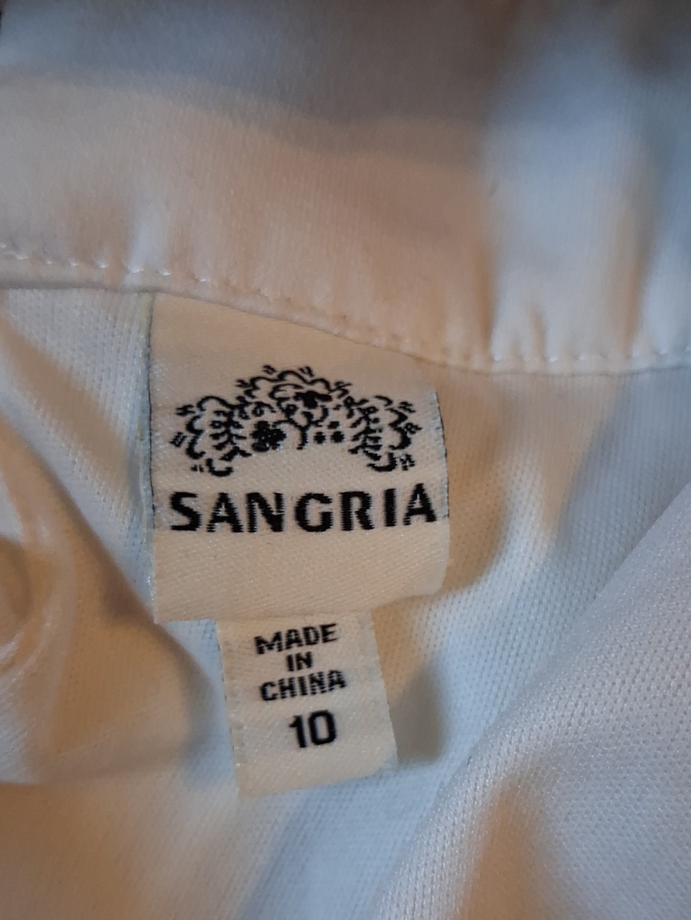 Signature by Sangria White Marilyn Monroe Pleated High-Low Halter Dress. 10 - Picture 7 of 9